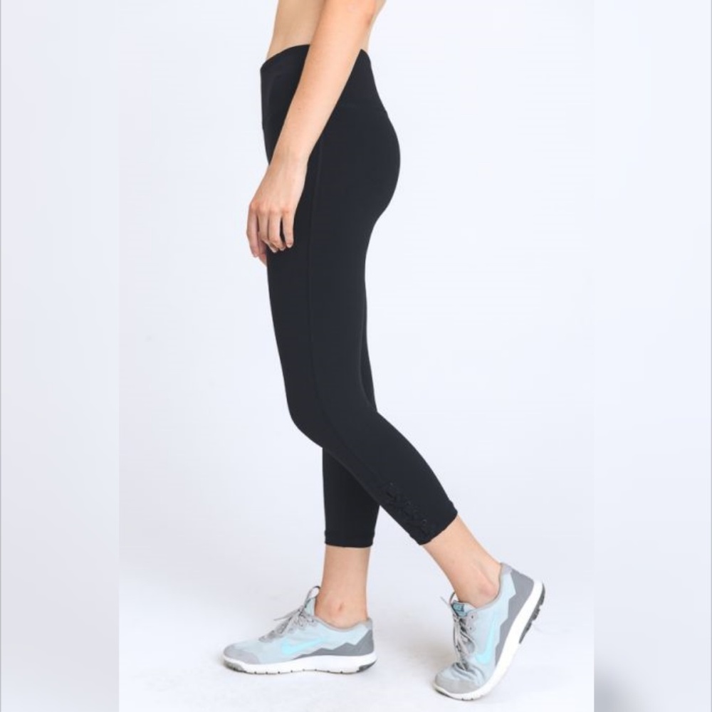Criss-Cross Lace Accent Capri Leggings - Picture 1 of 6